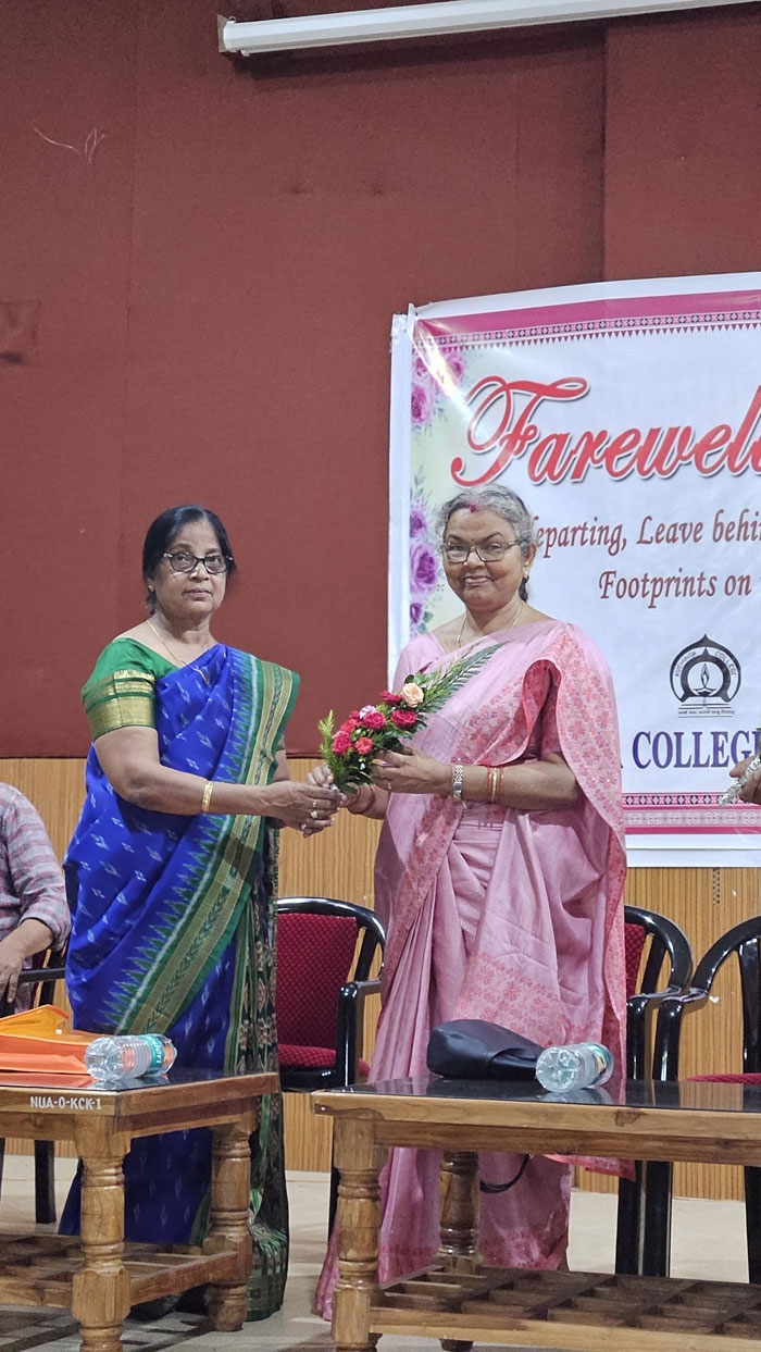 Farewell to Mrs Subhadra Das, Reader in Botany, Kuchinda College, kuchinda.