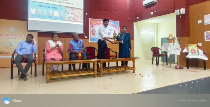 Environment protection programme by NSS +2 Unit.