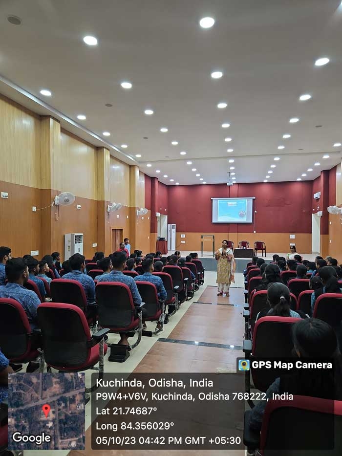 Ms. Arugula  Sneha ,IAS, BDO , KUCHINDA,addressing tha degree students of KUCHINDA COLLEGE, KUCHINDA on 05.10.2023.